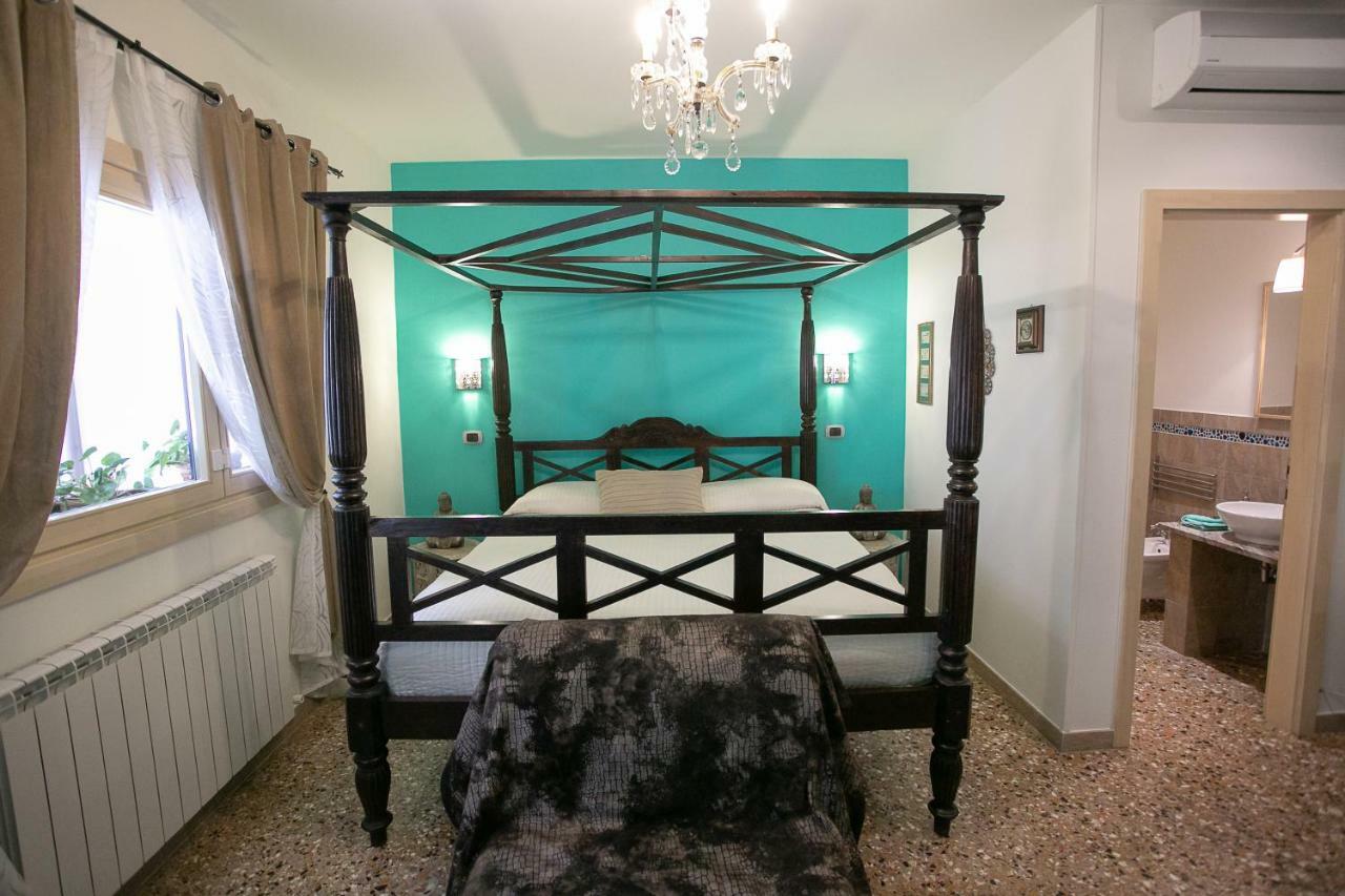 B&B La Corte Кьоджа Экстерьер фото