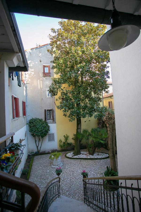 B&B La Corte Кьоджа Экстерьер фото
